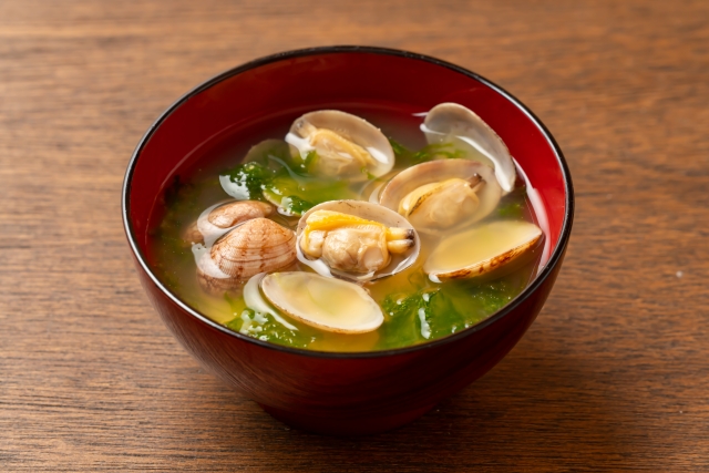 あさりとあおさの味噌汁